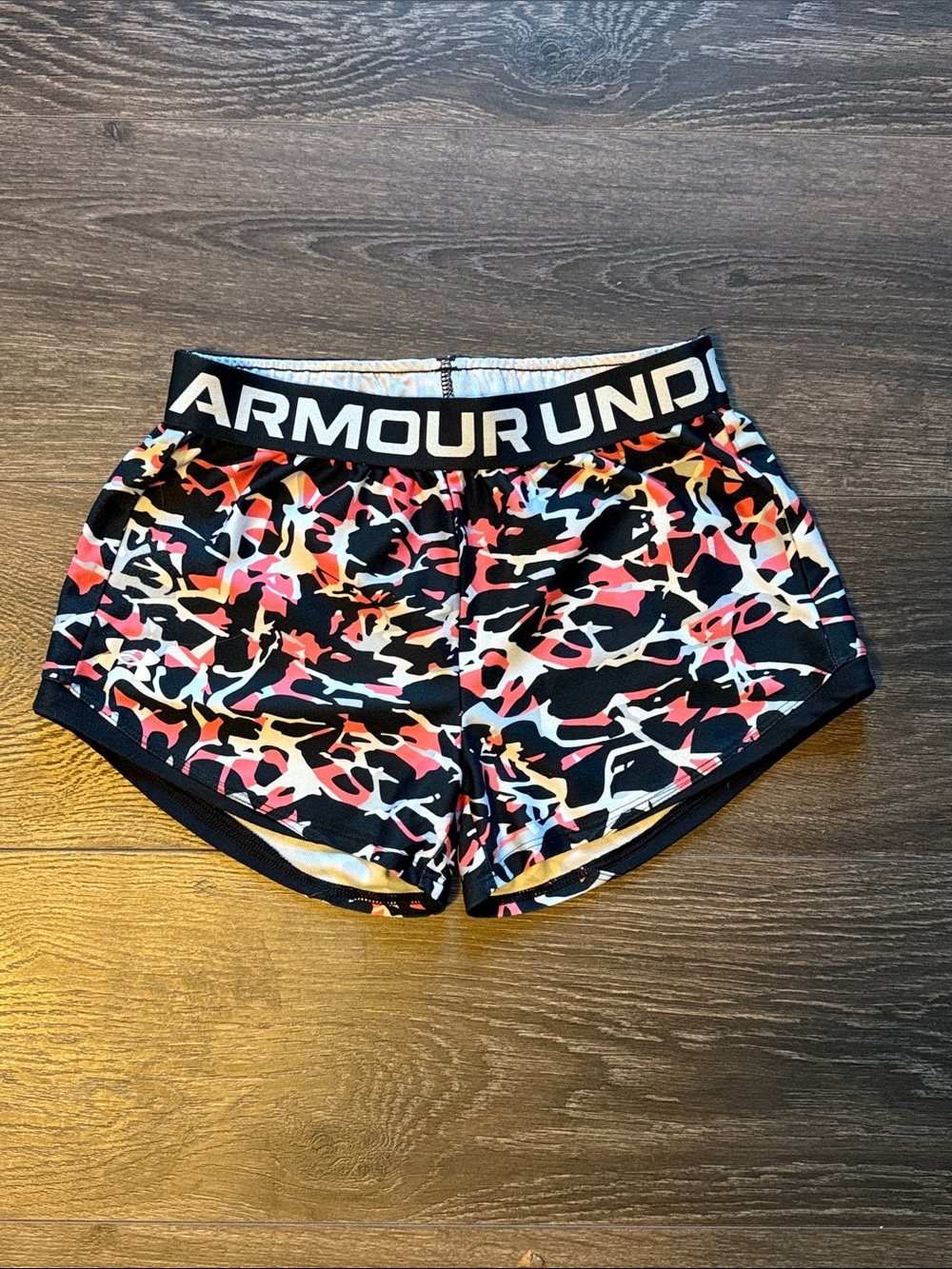 Under Armour Girls Printed Training Shorts - Black Multi